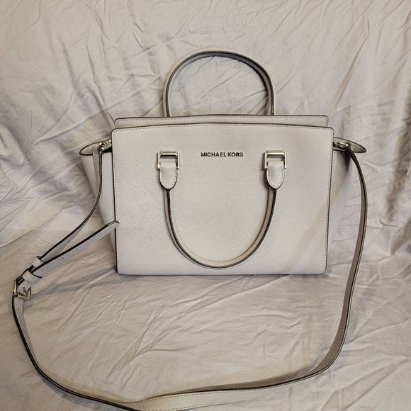 Light Purple Michael Kors Purse - Picture 1 of 3